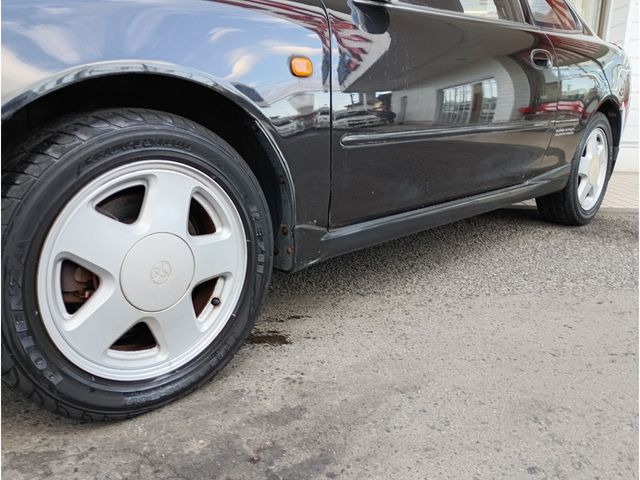 COROLLA LEVIN