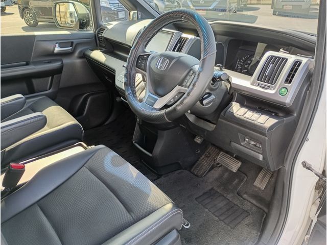 STEPWAGON SPADA