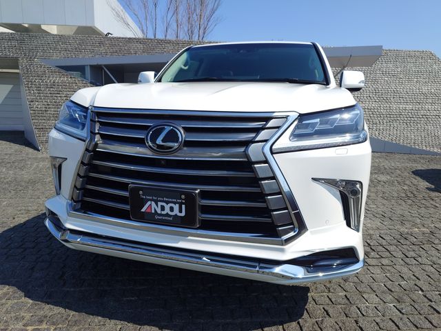 LEXUS LX570 AWD