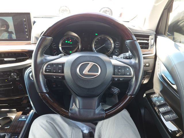 LEXUS LX570 AWD