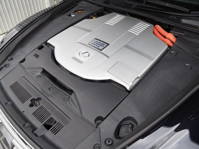 LEXUS LS600h
