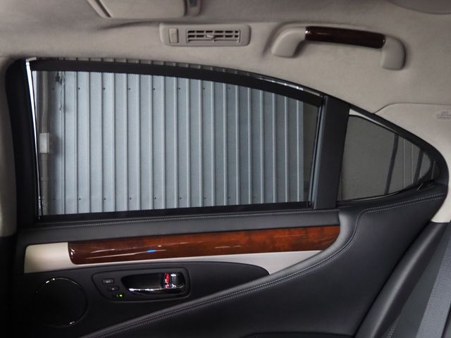 LEXUS LS600h