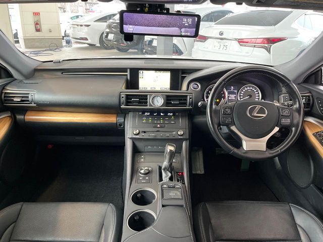 LEXUS RC300h