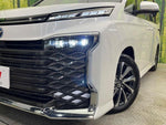 VOXY HYBRID