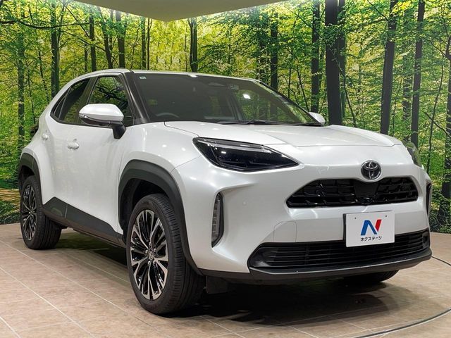 YARIS CROSS HYBRID