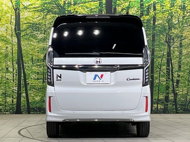 N-BOX CUSTOM