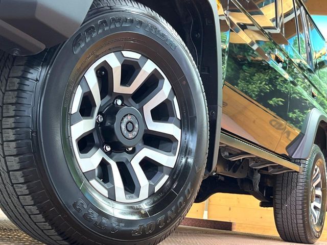LANDCRUISER 70