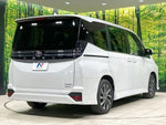 VOXY HYBRID