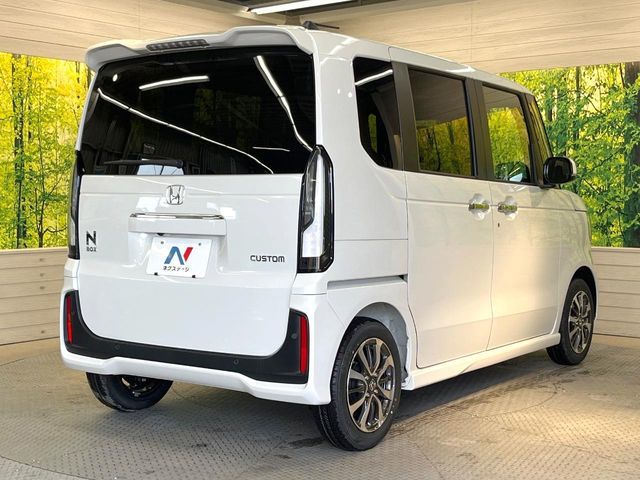 N-BOX CUSTOM