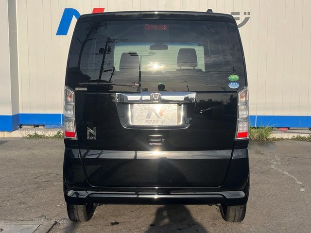 N BOX