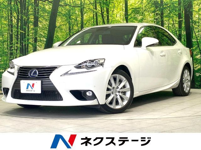 LEXUS IS300h
