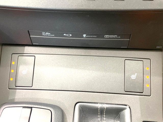 LEXUS IS300h