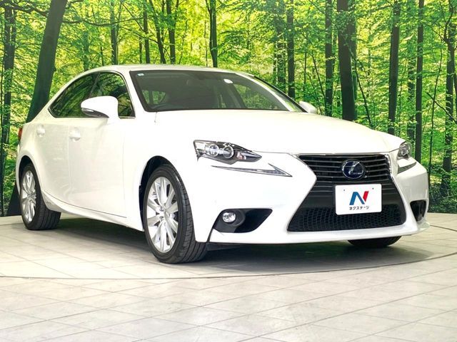 LEXUS IS300h
