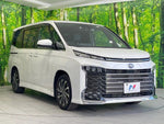 VOXY HYBRID
