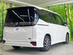 VOXY HYBRID