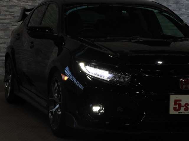 CIVIC hatchback