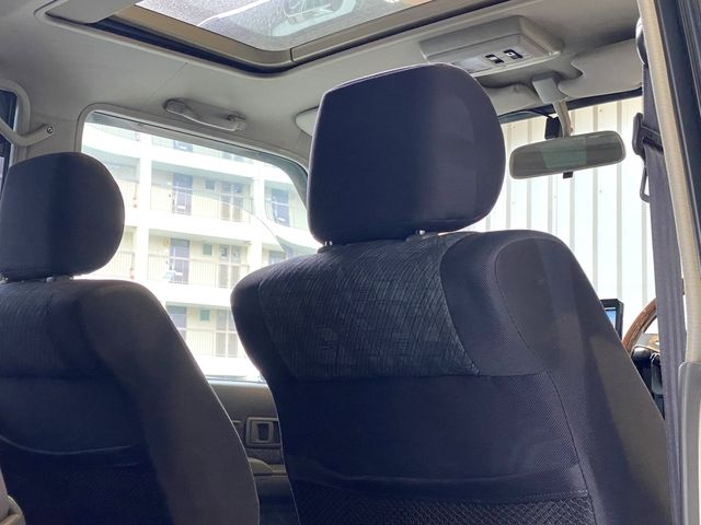 LANDCRUISER van