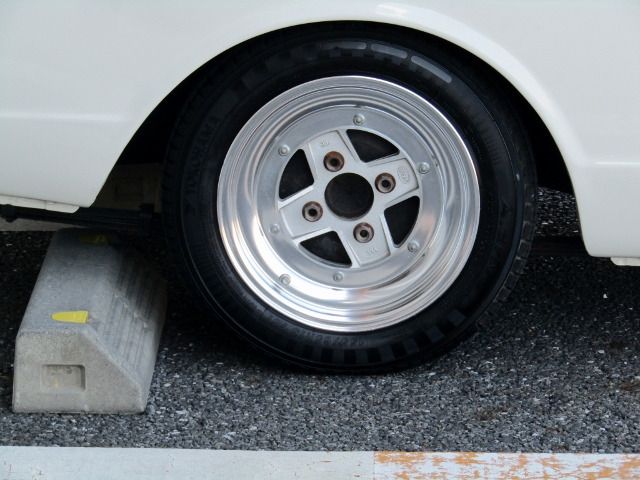 COROLLA sedan