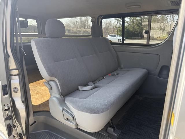 HIACE van 4WD