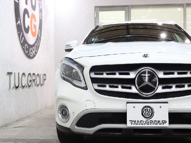 MERCEDES BENZ GLA class
