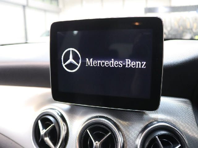 MERCEDES BENZ GLA class