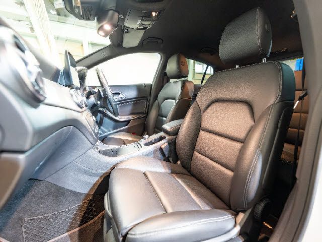 MERCEDES BENZ CLA Shooting Brake