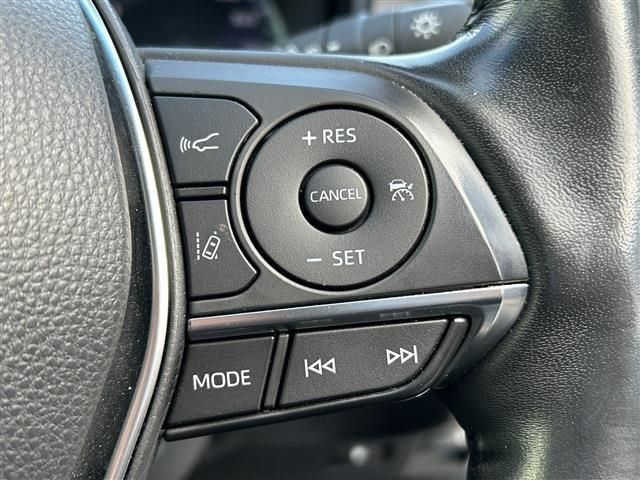 CROWN sedan hybrid 4WD