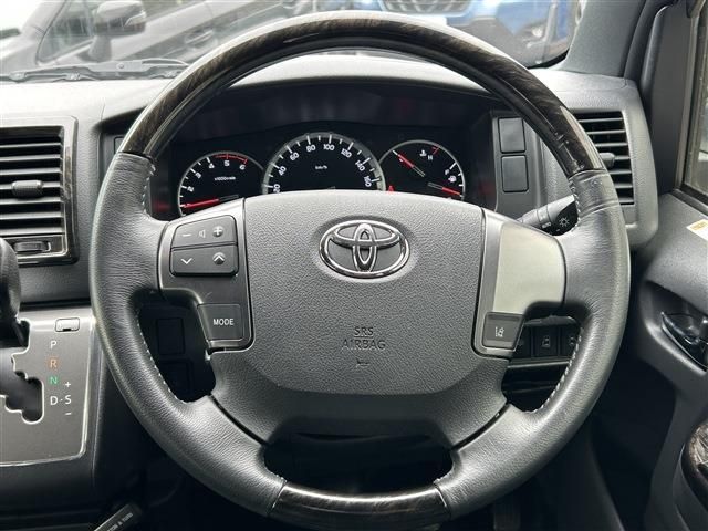 HIACE van 4WD