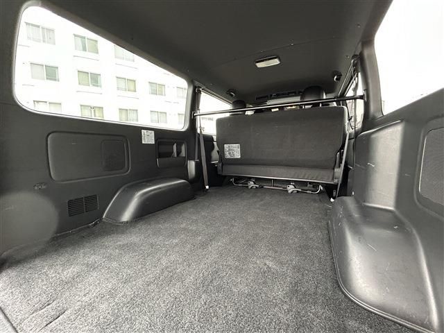 HIACE van 4WD