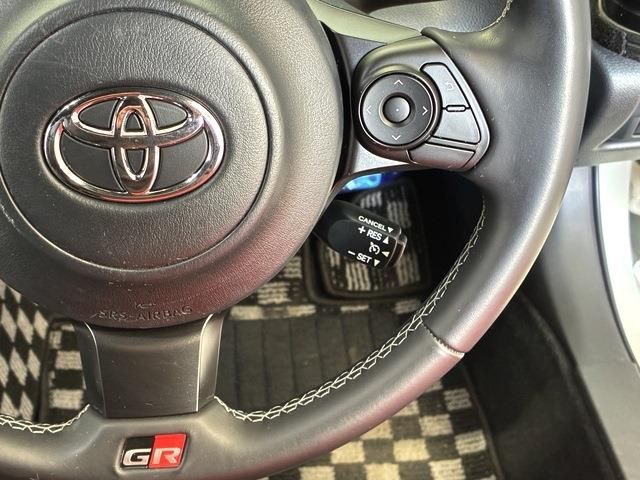 GR86