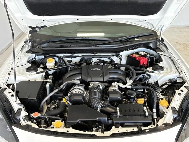 GR86