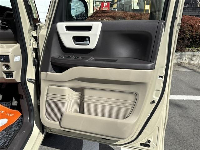 N BOX 4WD