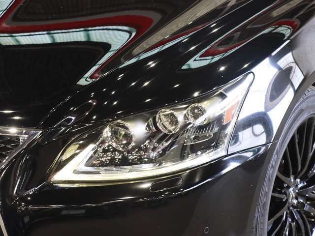 LEXUS LS460