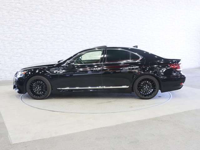 LEXUS LS460