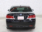 CROWN sedan hybrid