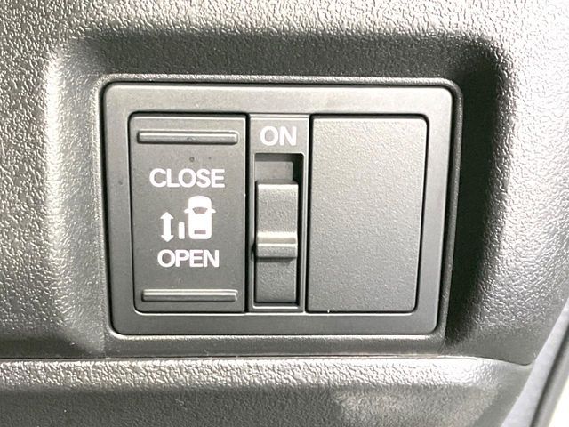 N BOX