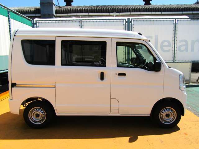 MINICAB van