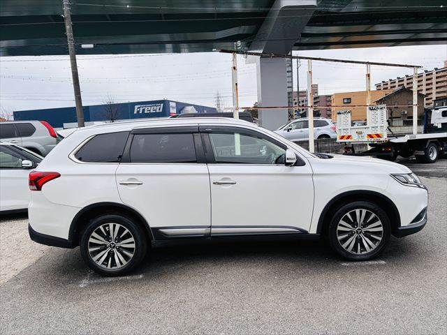OUTLANDER 4WD