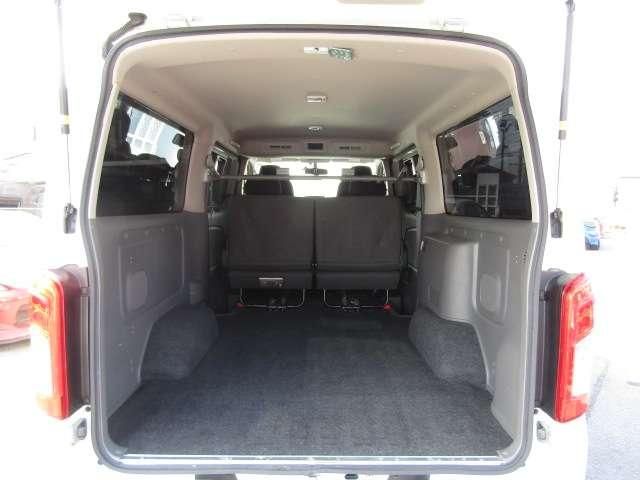 NV350 CARAVAN