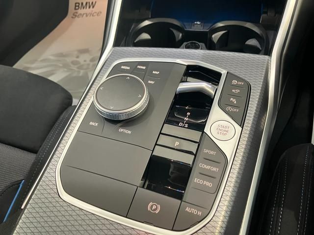 BMW 3 Series sedan