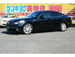 CROWN sedan hybrid