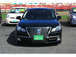 CROWN sedan hybrid