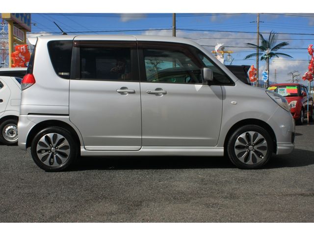 DELICA D:2 2WD