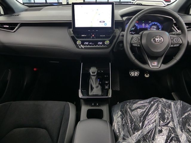 COROLLA CROSS HYBRID
