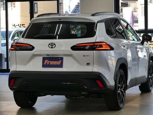 COROLLA CROSS HYBRID