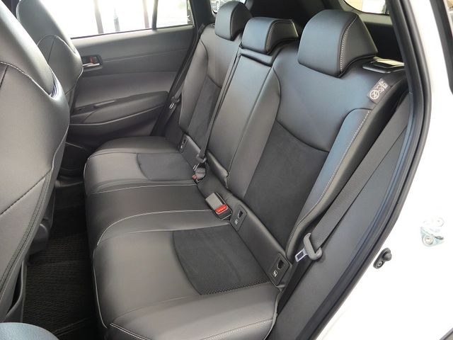 COROLLA CROSS HYBRID