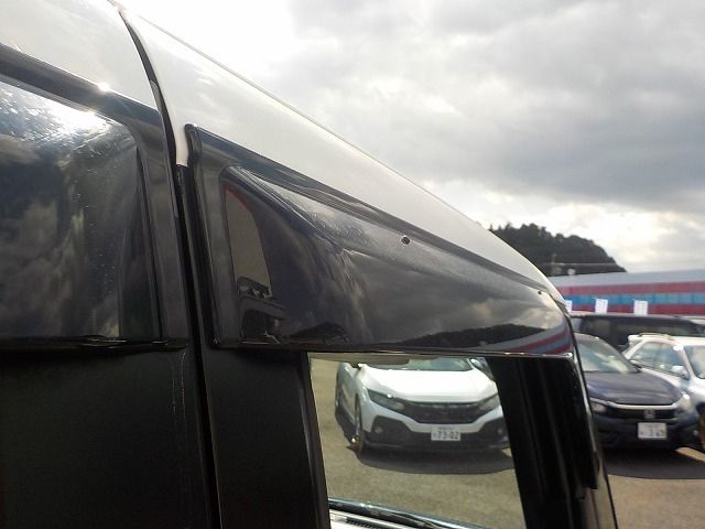 N-BOX+