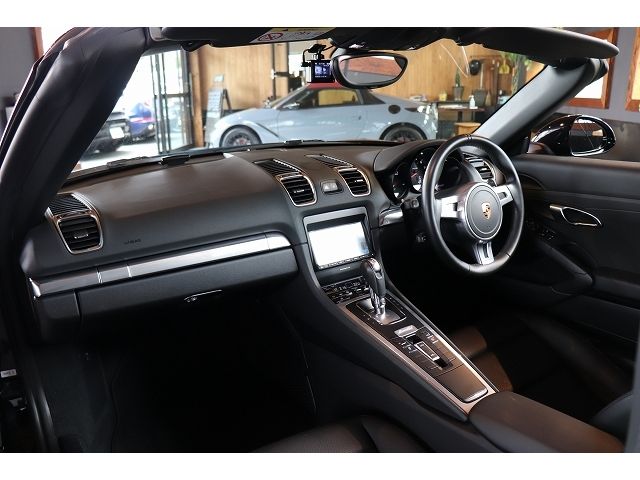 PORSCHE BOXSTER