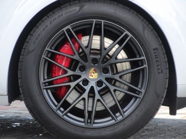 PORSCHE Cayenne coupe