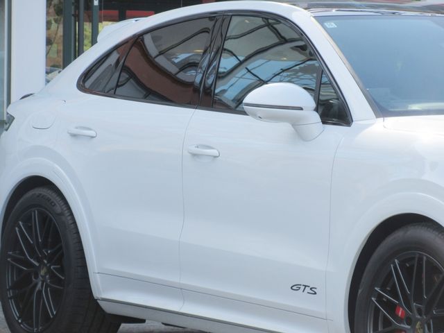 PORSCHE Cayenne coupe